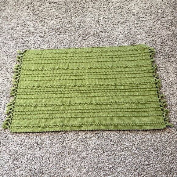 Pottery Barn Set Of 4 Green Placemats 14x20 Inches 100% Cotton Textured - Picture 2 of 7